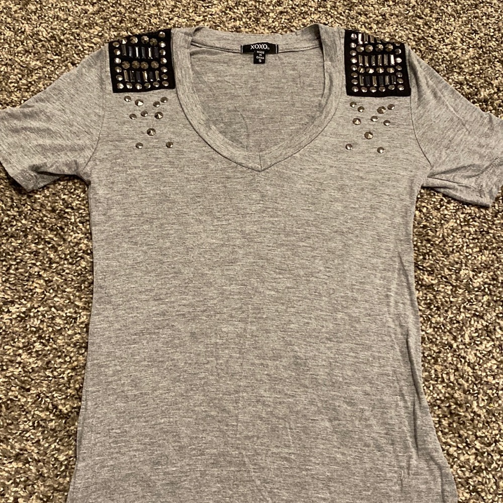 Fitted tee